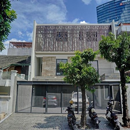 Super Oyo Capital O 90635 Tango Juliet Residence Jakarta Buitenkant foto
