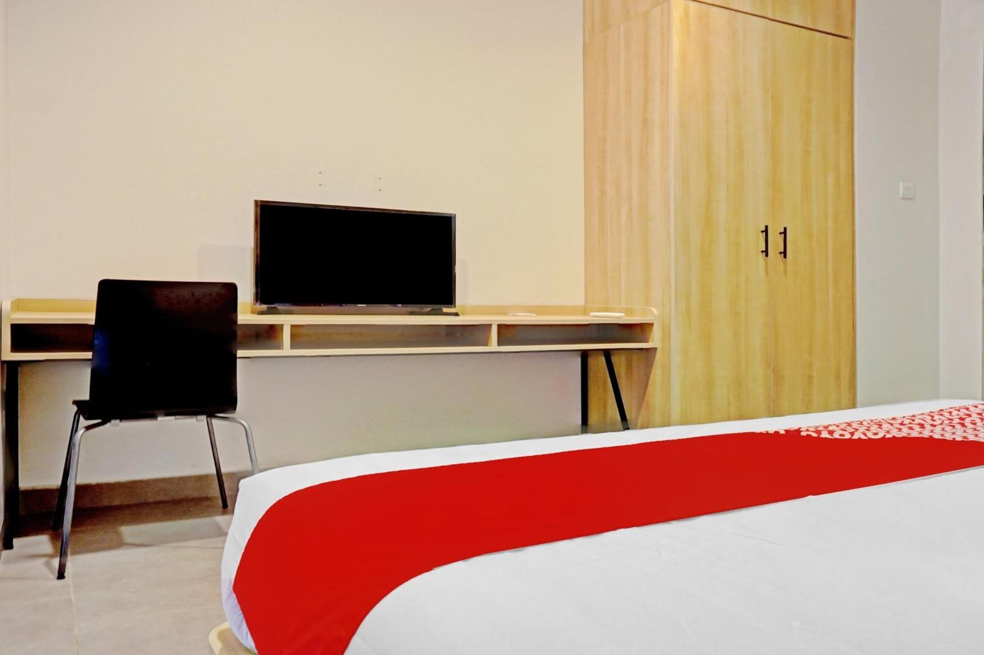 Super Oyo Capital O 90635 Tango Juliet Residence Jakarta Buitenkant foto