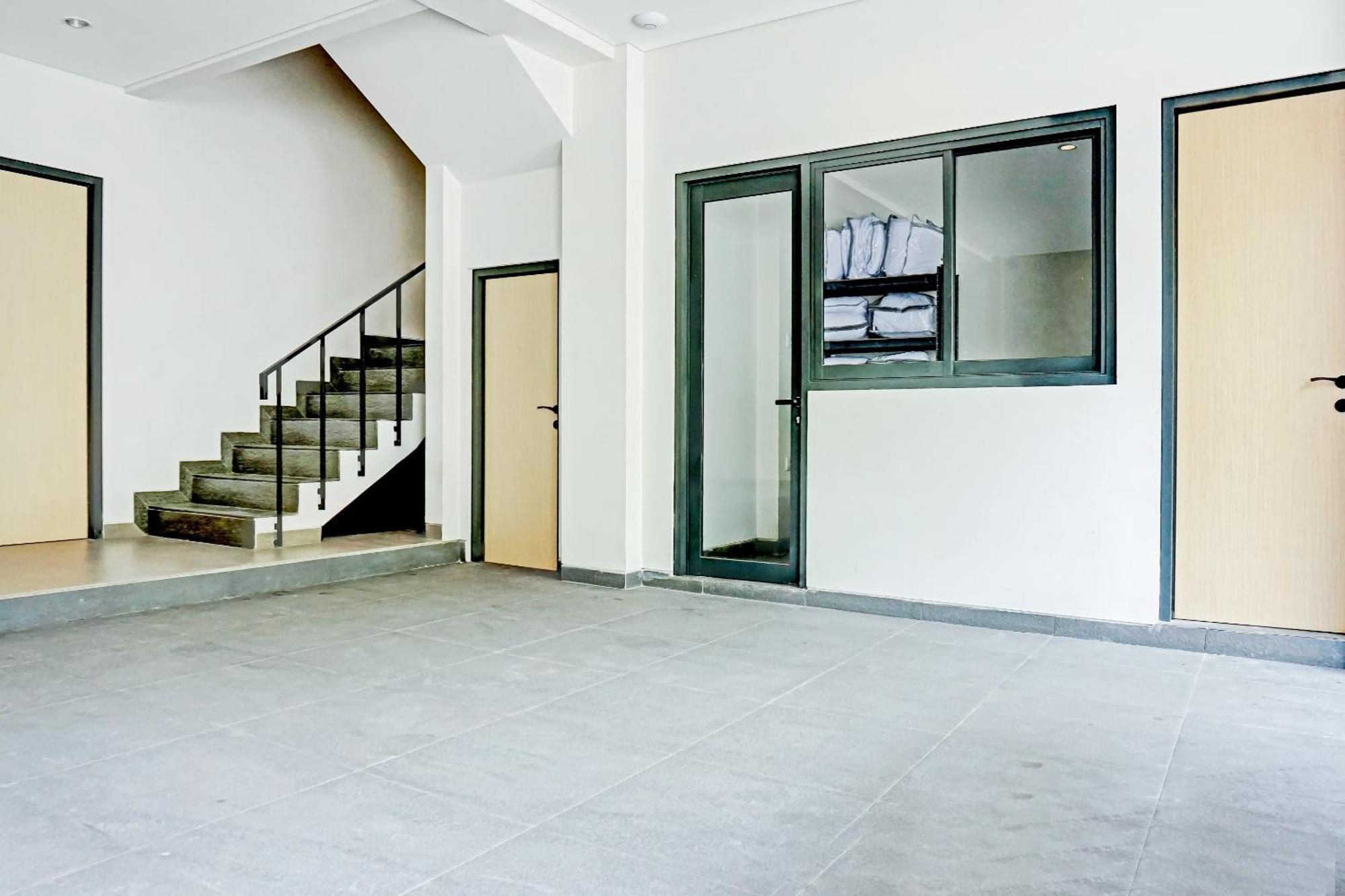 Super Oyo Capital O 90635 Tango Juliet Residence Jakarta Buitenkant foto