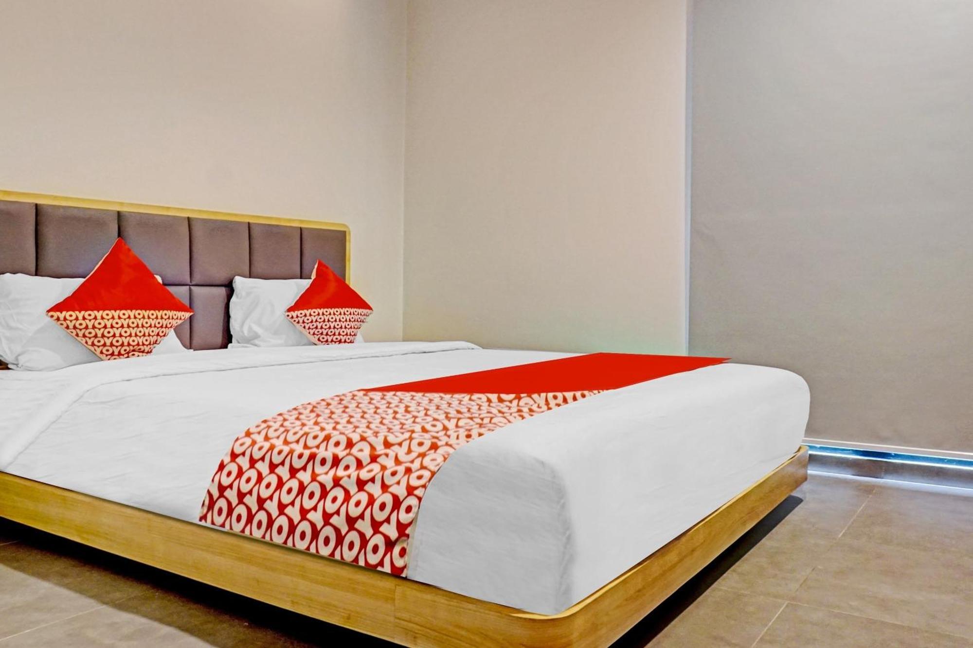Super Oyo Capital O 90635 Tango Juliet Residence Jakarta Buitenkant foto